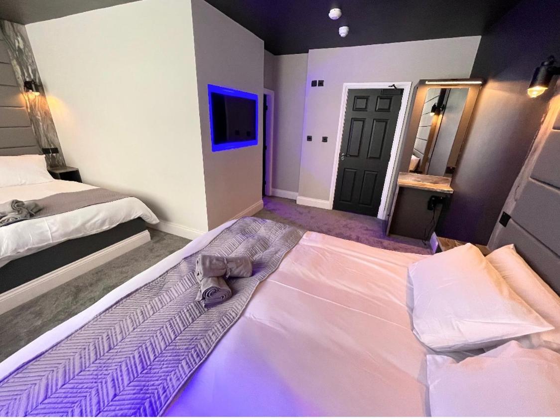 Breeze Suites - Luxury Group Accom - Sleeps 19 Blackpool Exterior foto